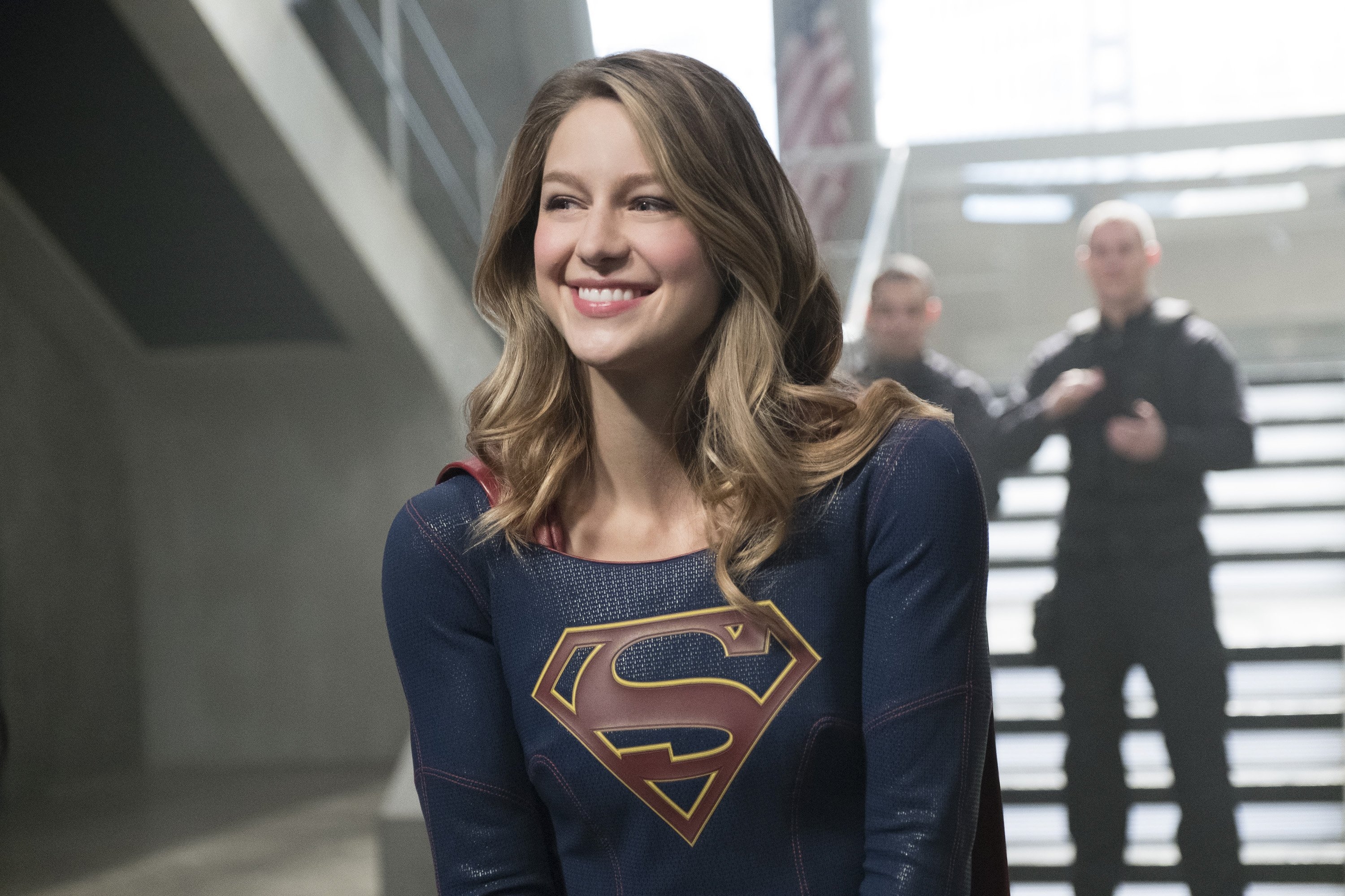 Героиня это. Джули Гонсало Супергерл. Люси Лейн Супергерл. Melissa Benoist 2020. Анна Супергерл.