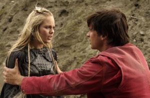 Smallville-08x08-Bloodline-02