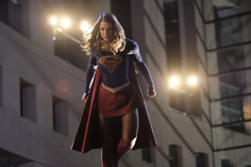 Supergirl-2x05-05-hi-res