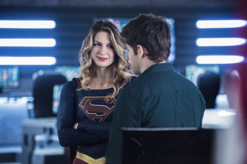 Supergirl 2x11 10