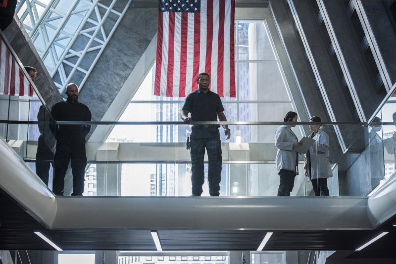 Supergirl 2x16 27